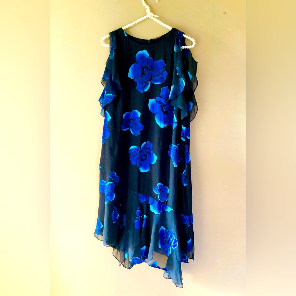 Ellie Tahari silk dress
